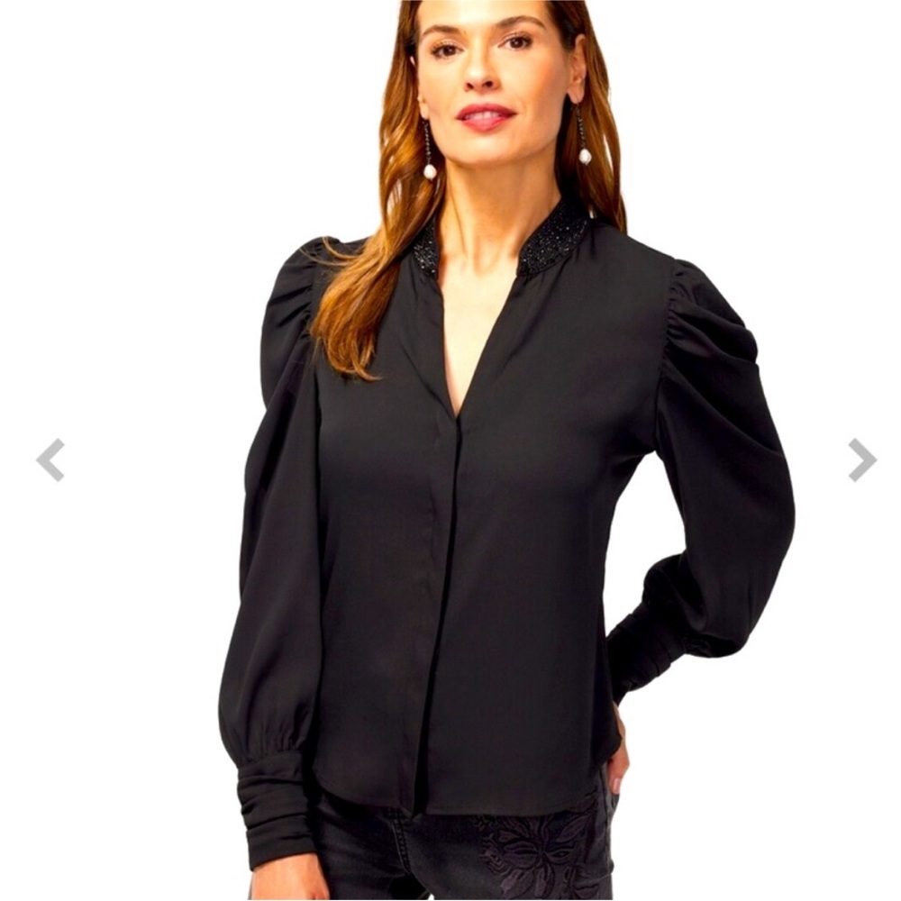 Chico’s 2.5 (14) Black Label Hand Sewn Sparkle Detail blouse top